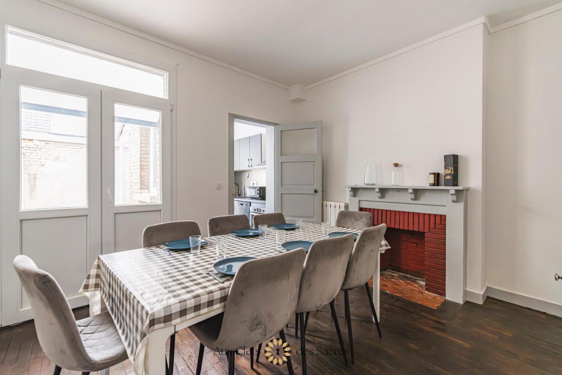 Maison De Ville Avec Cour Place Luton Reims Kültér fotó